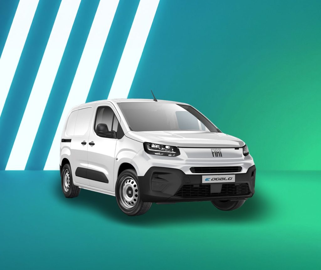 Le FIAT E-DOBLO 100 % électrique, ultra compact pour toutes vos tournées urbaines.