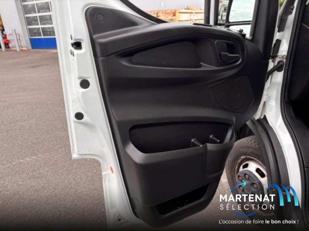 IVECO Daily 35C16 - Caisse -13