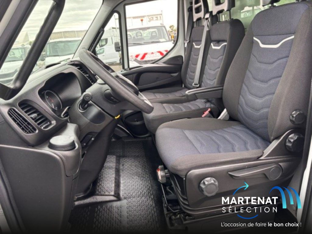 IVECO Daily 35C16 - Caisse -23