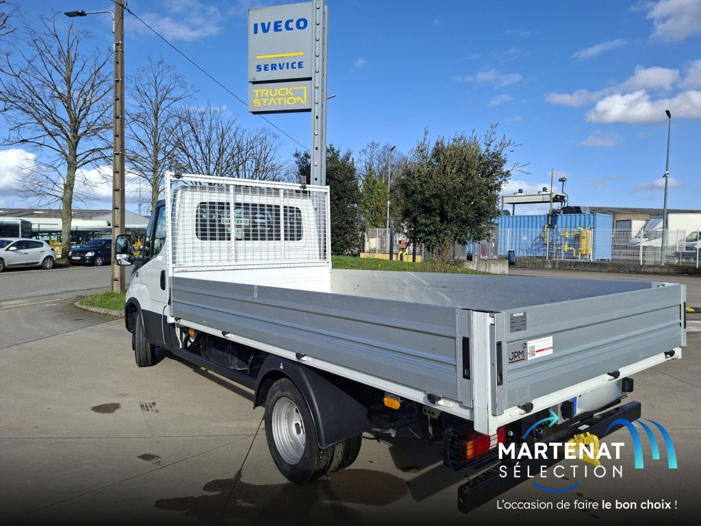 IVECO Daily 35C16 - Plateau 4 mètres (4)