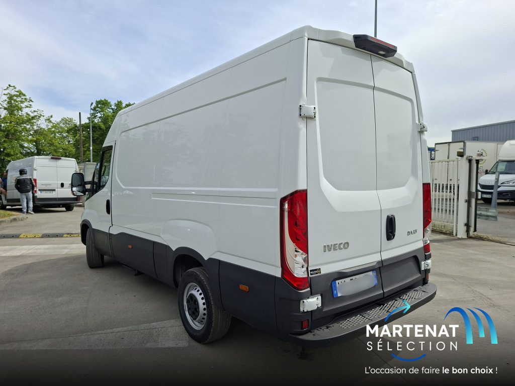 IVECO Daily 35S14A8V12 - Fourgon Pack Evolution (4)