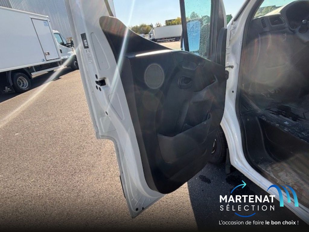 RENAULT MASTER - Caisse -13