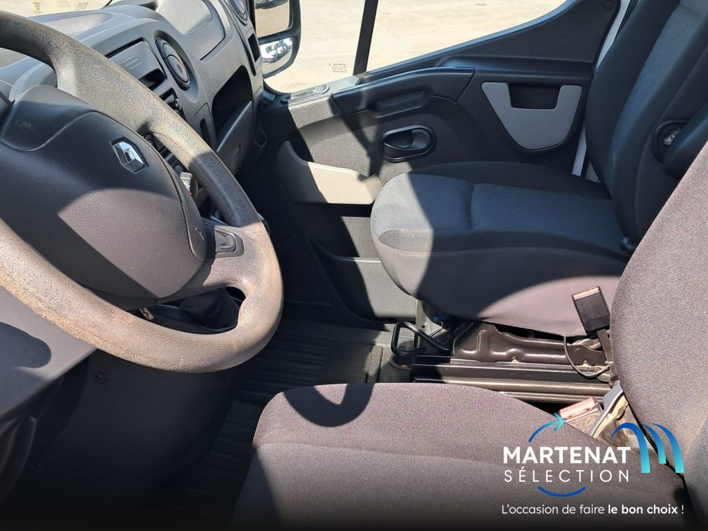 RENAULT Master 6 places – Benne roues jumelées (6)